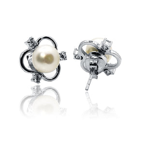 Gisel Pearl Silver 925 Studs