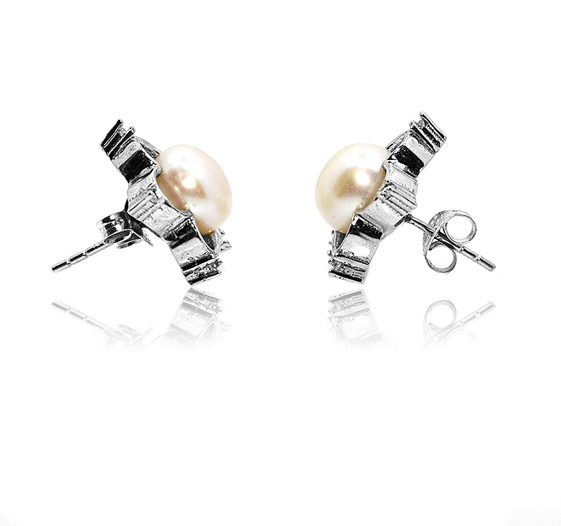 Gisela Pearl Silver 925 Studs