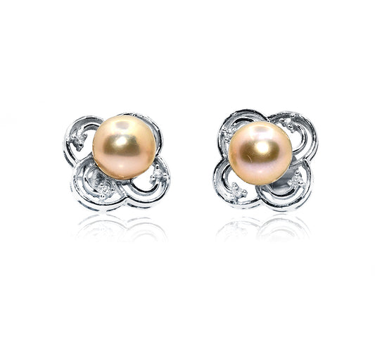 Brownie Pearl Silver 925 Studs