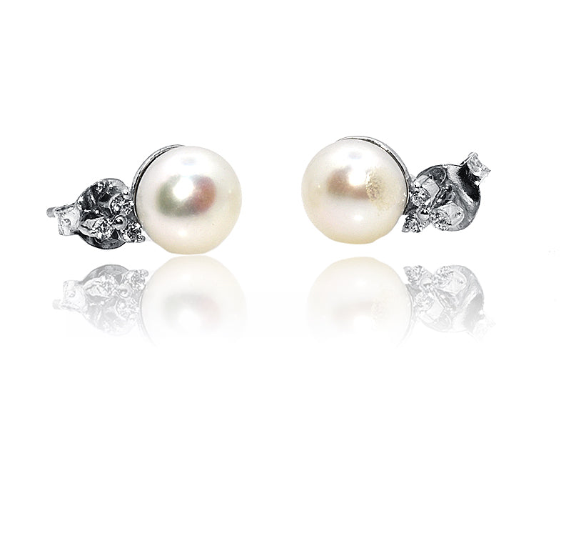 Elsa Pearl Silver 925 Studs