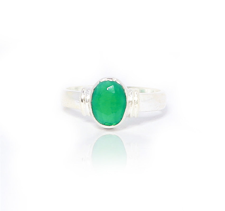 Ashwath Emerald Silver 925 Ring