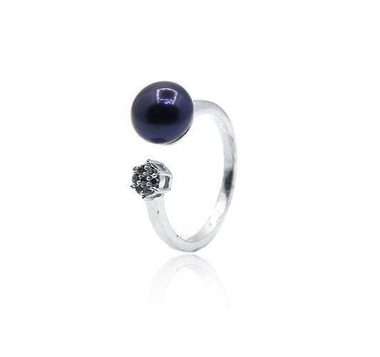 Mihika Pearl Silver 925 Ring