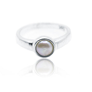 Simple Pearl Ring