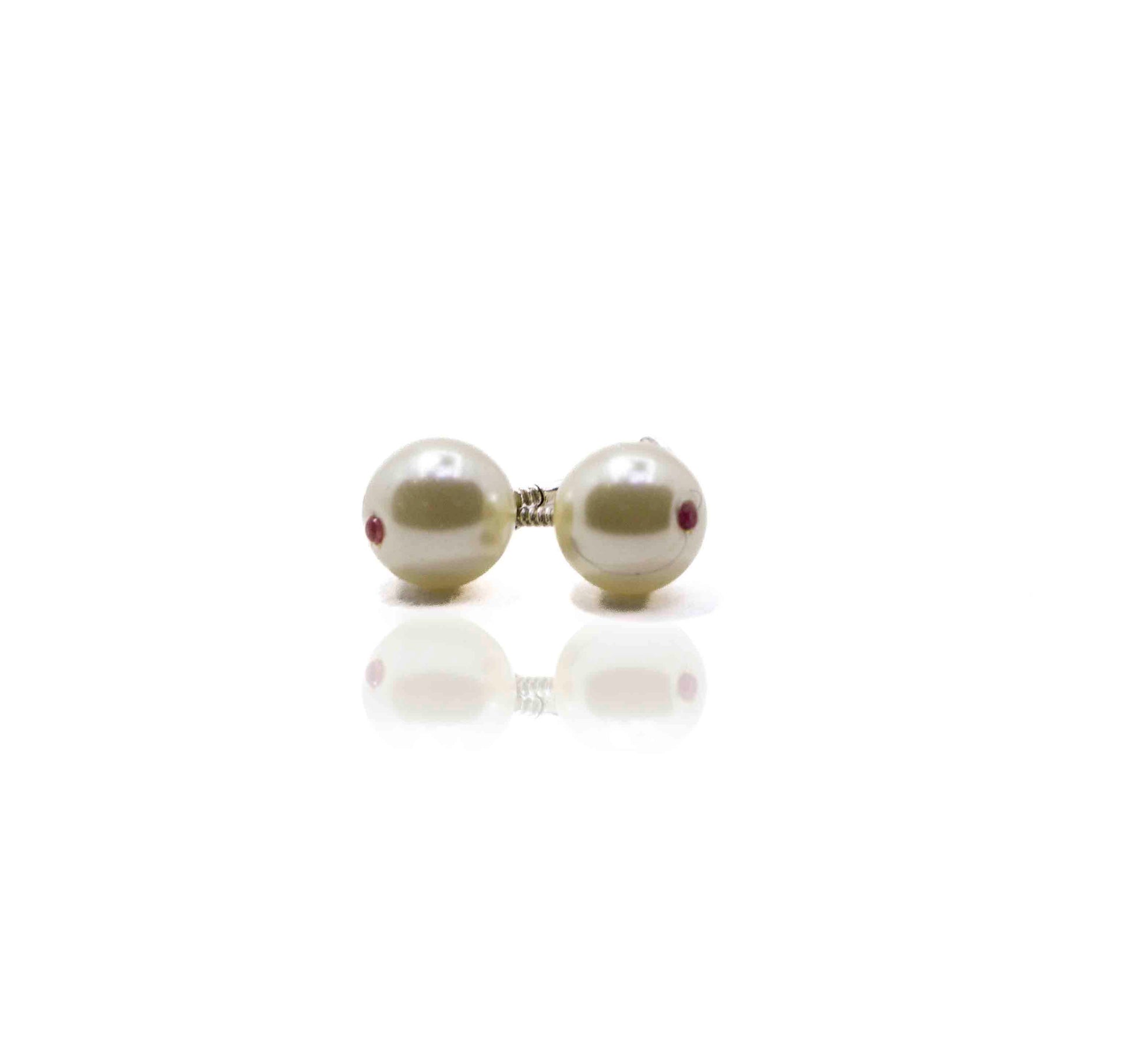 Cream Pearl Silver 925 Studs