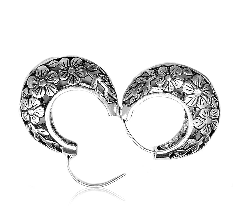 Aradhya Stylish Flower Shaped Silver Oxidized Earring for Women