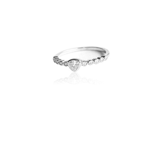 925 Sterling Silver Cz Solitaire Finger Ring for Women and Girls.