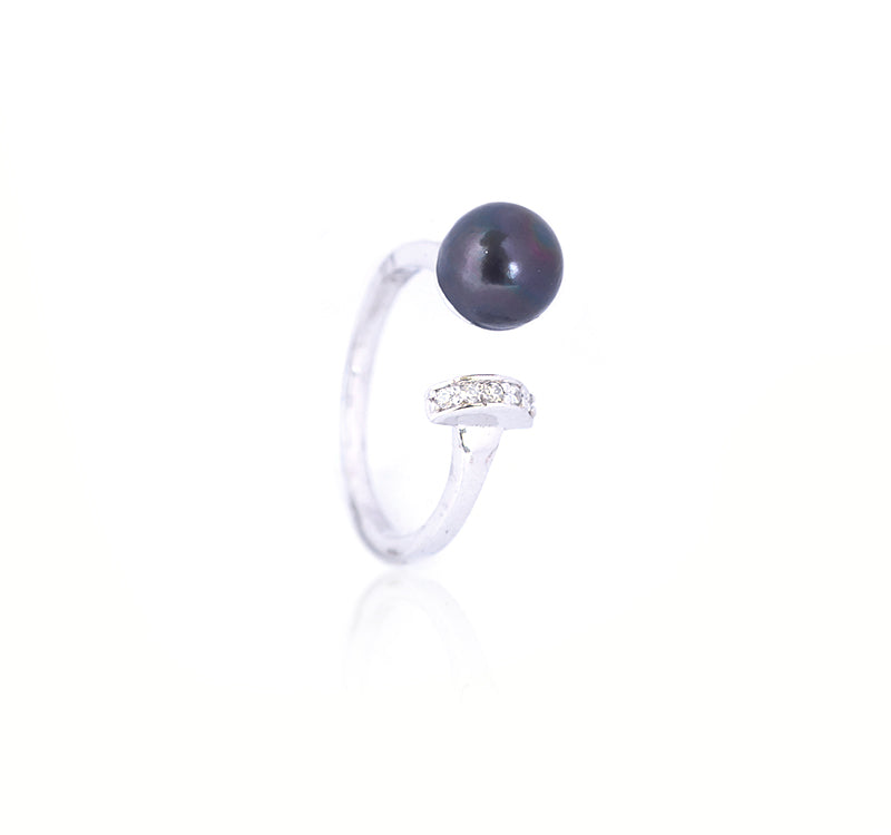 Black pearl ring