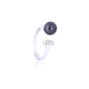 Black pearl ring