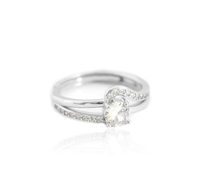 Designs & You Silver-Plated American Diamond Studded Crushed Ice Cut Twisted Finger Ring