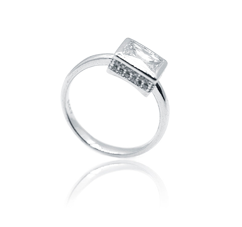 White Radiant Silver 925 Ring